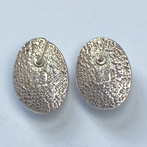 Vintage Shube Purple Oval Amethyst Hammered 925 Sterling Silver Pierced Earrings - Picture 5 of 11